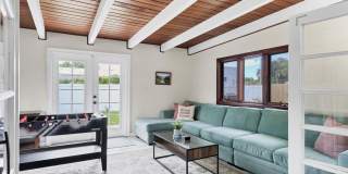 Charming 3 Bed/2 Bath + Den Home in Ringling Park – Minutes to Downtown Sarasota! Gallery 17