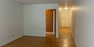 5424 Fifth Avenue Gallery 175