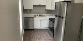 Newly remodeled 2 bedroom home Gallery 4