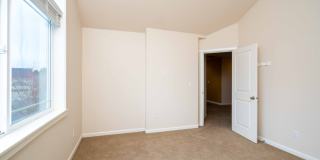 3+ Bedroom 2.5 Bath with Office and Bonus Room - Indoor Play Structure - North Salmon Creek Gallery 15