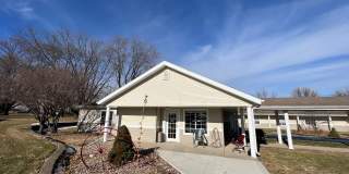 Quiet Cove Apartments Gallery 1