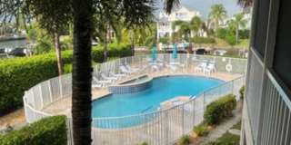 Cozy Condo in Waterfront Island Complex-Available NOW for 12 Month Tenant Gallery 8