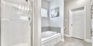 Elegant Townhouse in StoneLake Village – Stylish 3BR/2BA with Garage & Patio Gallery 18