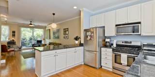 1827 W Oakdale Gallery 9