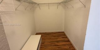 20715 NE 10th Ct Gallery 16