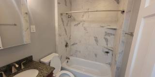 Clean 4 Bedroom With Immense Space In St. Matthews Gallery 12