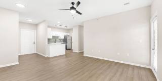 The Manor Homes of Eagle Glen Gallery 3