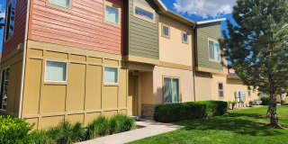 End Unit Townhome Available for Rent July 1st End Unit Townhome Available for Rent July 1st Gallery 1