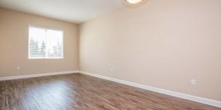 Senior Housing - Monaco Apartments Gallery 38