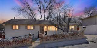 Charming 1BR Duplex in Colorado Springs Gallery 32
