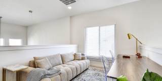 Equinox Townhomes at New Braunfels Gallery 16