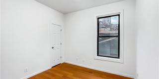 42 Hawthorne Street Gallery 8
