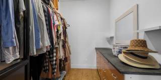 2020 E FLETCHER Street Gallery 29