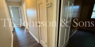 Spacious One Level Home with Den, Granite Kitchen Island, and 2 Car Carport Gallery 27