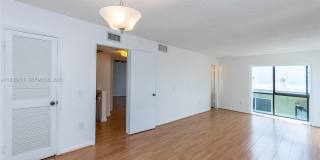 3862 NE 171st St Gallery 18