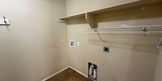 Beautiful and Cozy 3bed/2bath with an Office Available in North Norman! Gallery 13