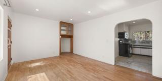 1538 N Mariposa Ave Gallery 1