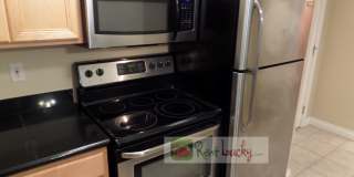 Super Cute Studio w/Parking in Fantastic Downtown Seattle Location!! Gallery 12