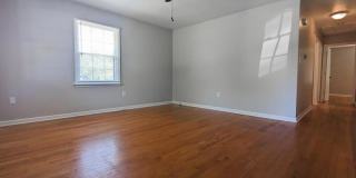 400 Riverside Drive, Unit 1 Gallery 1