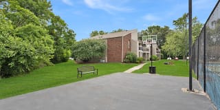 The Grove At Lyndon Gallery 25