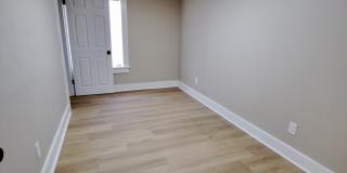 625 Rice Street Gallery 7