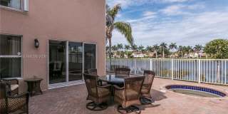 1590 Seagrape Way Gallery 1