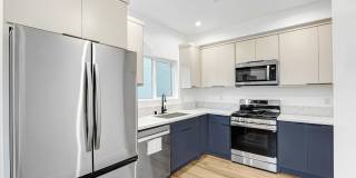 5346 1/2 Oakland Street Gallery 25