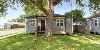 327 WARRINGTON Drive Gallery 1