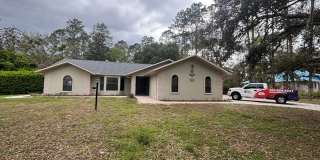 Charming 3-Bedroom Home with Pool & Upgrades in Hernando, FL Gallery 1