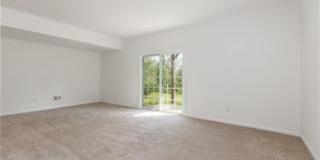 Spacious, Large, Luxury 3 Bedroom Townhouse in Hockessin, Delaware Gallery 4