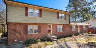Charming 2-Bedroom townhome! Gallery 1