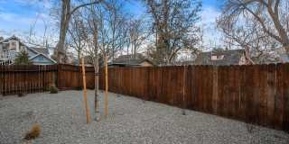 Remodeled Midtown Bungalow Gallery 24