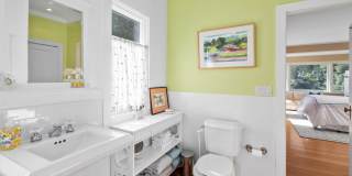 88 Central Avenue Gallery 29