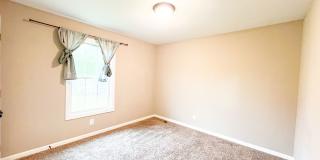 4 Bedroom 3 Bathroom Home Gallery 10