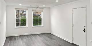 4821 South 28th Street Gallery 1