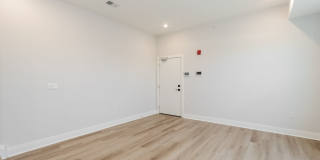 820 N 40th Street Gallery 19