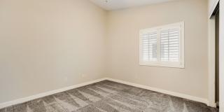 Spacious 5 Bedroom Home with Pool! Gallery 14