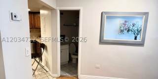 905 Brickell Bay Dr Gallery 10