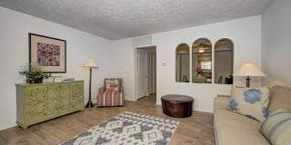 Greenwood Oaks Townhomes Gallery 5