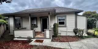 1617 8th St #E - 1 bedroom | 1 bath | Cottage 1617 8th St #E - 1 bedroom | 1 bath | Cottage Gallery 1