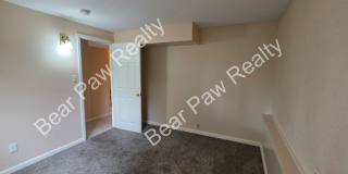 279 Reed Ave Gallery 17