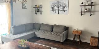 4739 Cherokee Street Gallery 6