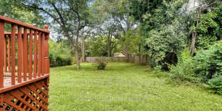 522 Perry Avenue Gallery 32