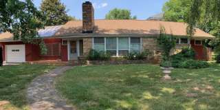 3 BR/3 BA Home with Large Yard Gallery 3
