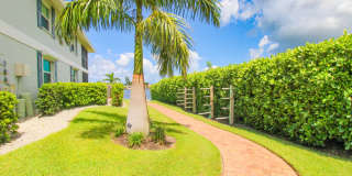 ** SMOKEHOUSE BAY OF MARCO ** 2/2 SEASONAL UNIT ON MARCO ISLAND AVAILABLE ** BEST WATERWAY VIEW HERE ** Gallery 5