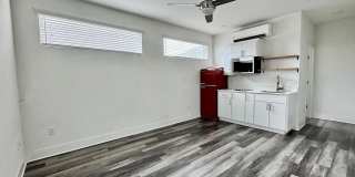 Studio apartment close to downtown Gallery 3