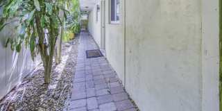 305 S Federal Highway Gallery 15