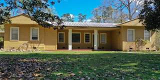 820 Collins Boulevard Gallery 1