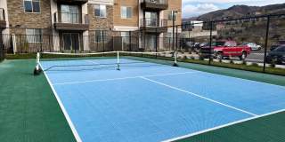 Point of View Apartments Gallery 25