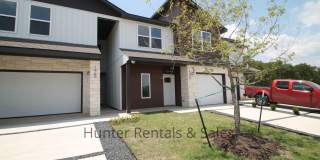 Upscale Three-bedroom Townhome! Gallery 4